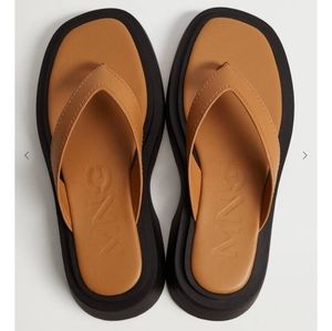 Platform leather sandals